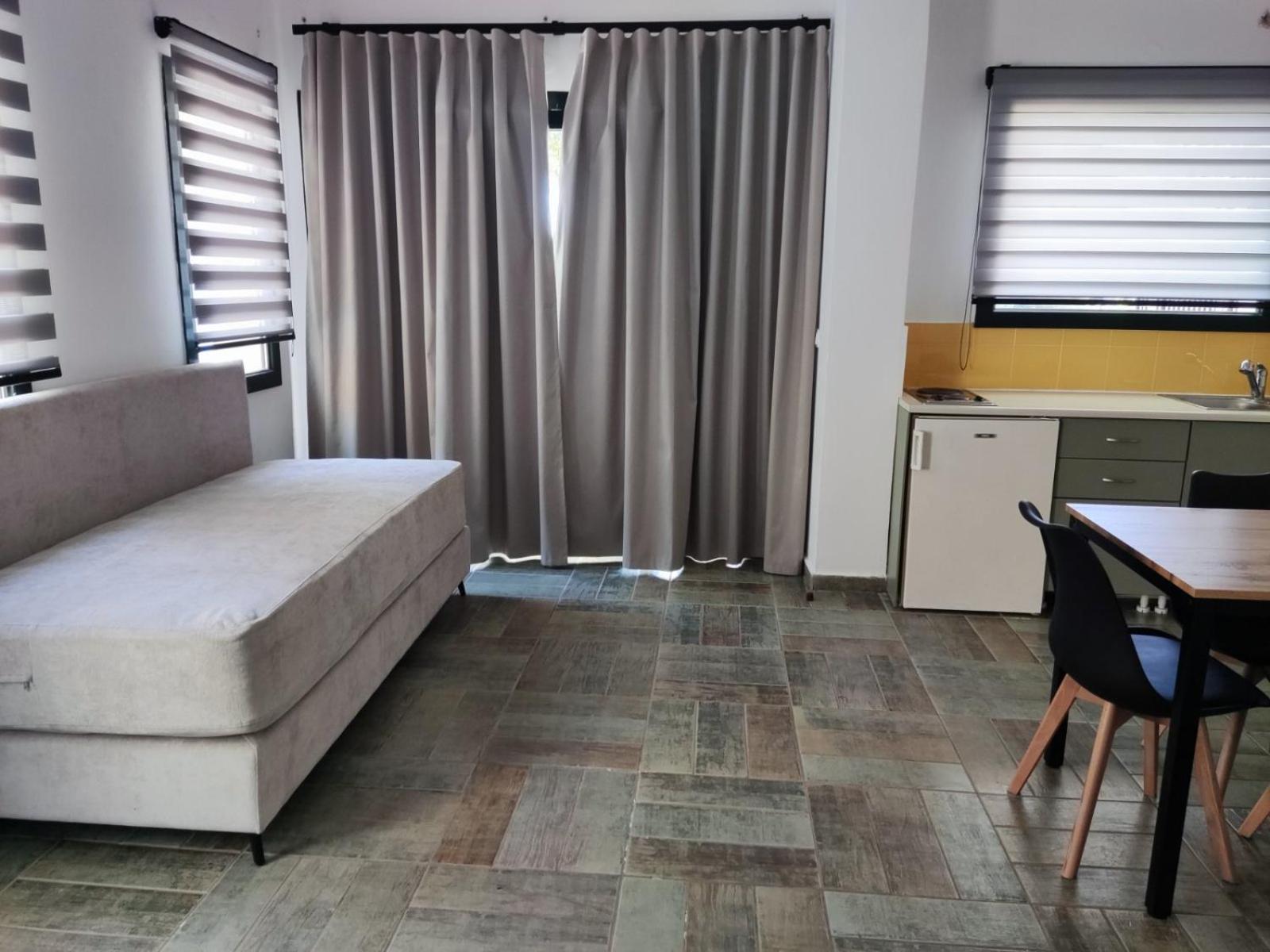 Helen'S 11 Boutique Aparthotel Achladies  ภายนอก รูปภาพ
