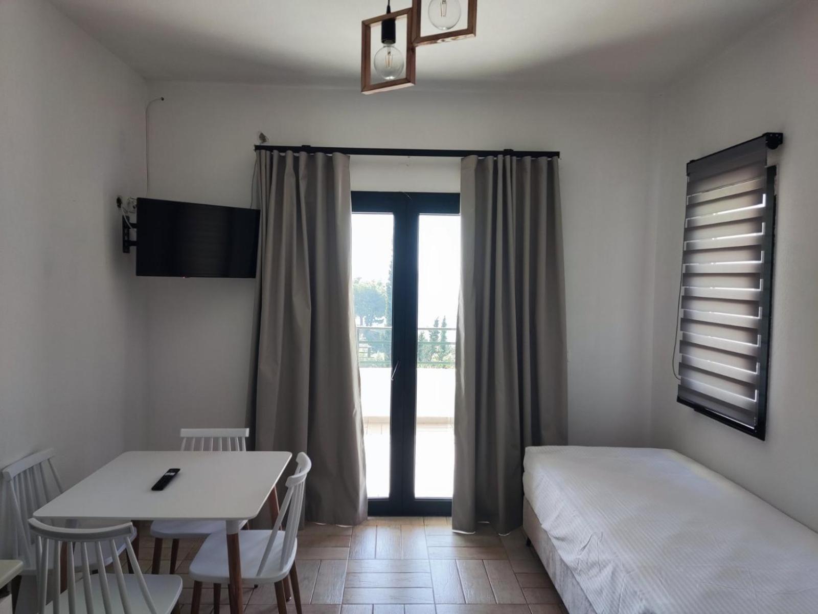 Helen'S 11 Boutique Aparthotel Achladies  ภายนอก รูปภาพ