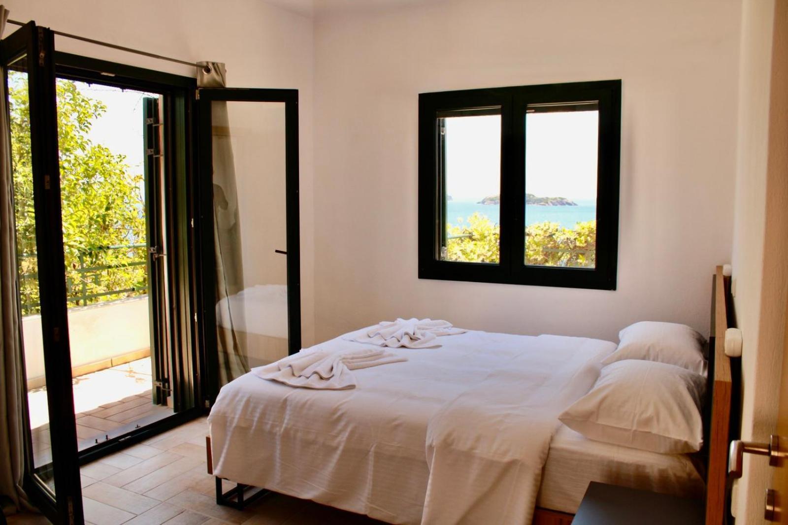 Helen'S 11 Boutique Aparthotel Achladies  ภายนอก รูปภาพ