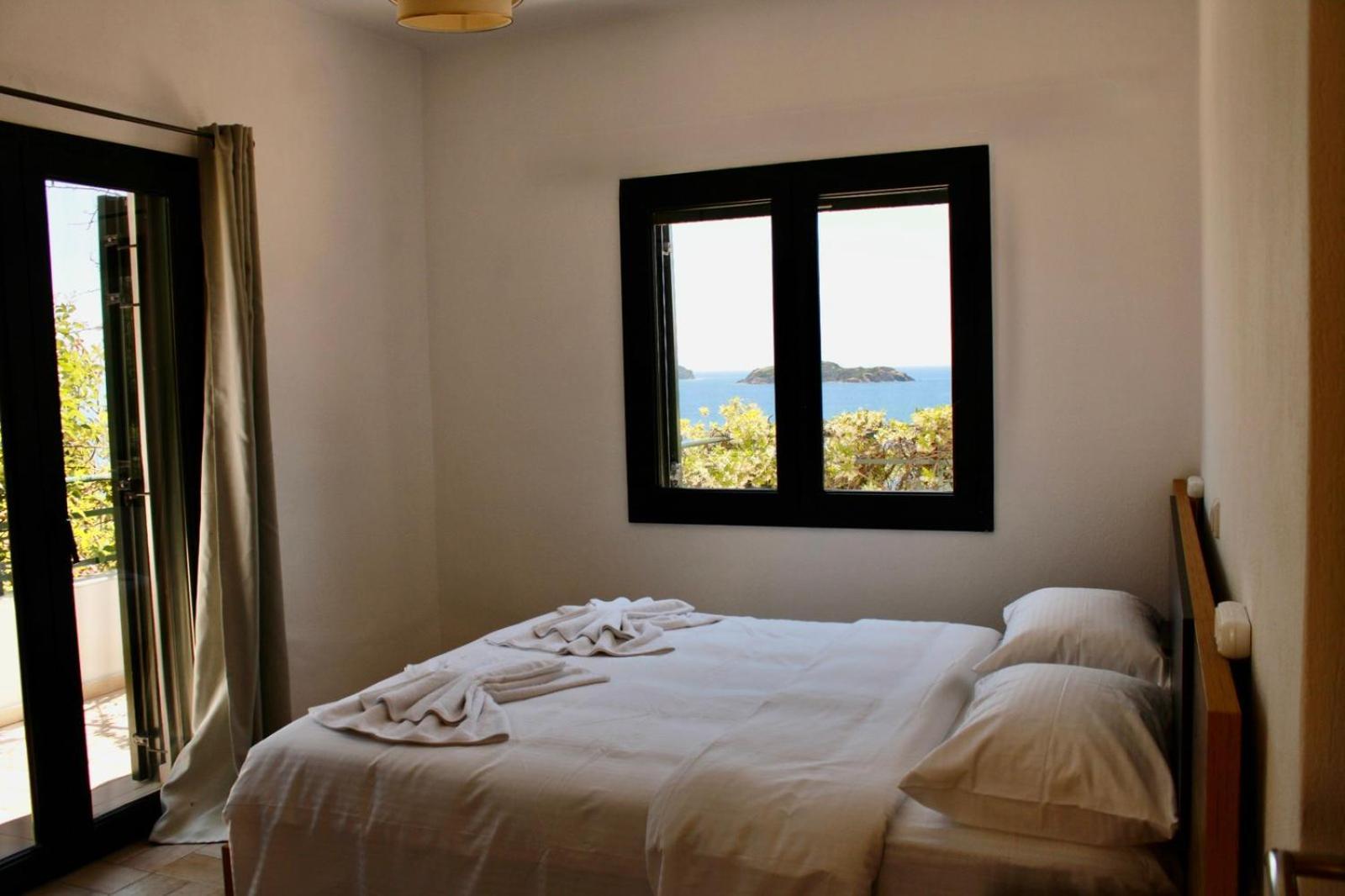 Helen'S 11 Boutique Aparthotel Achladies  ภายนอก รูปภาพ