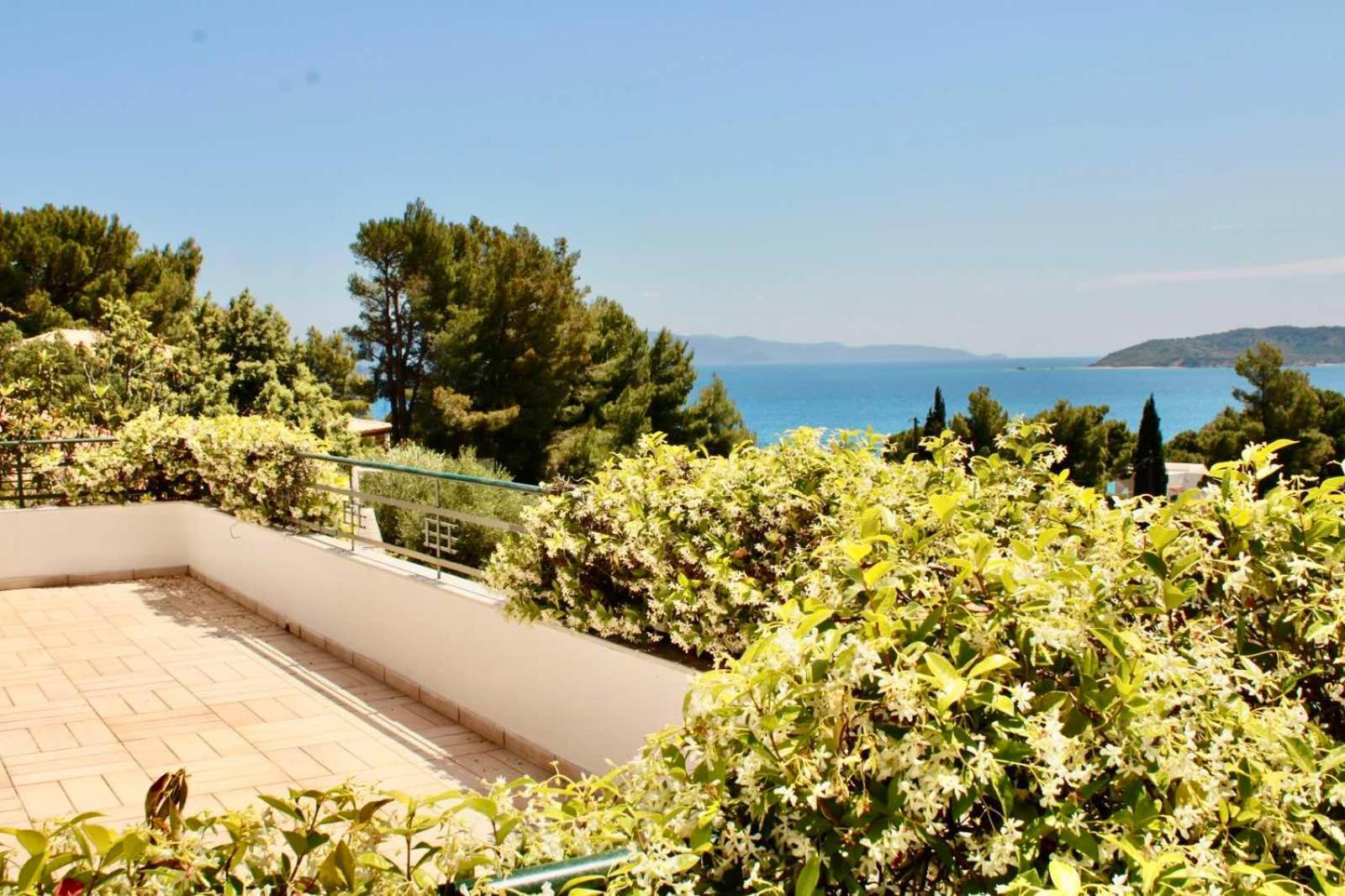 Helen'S 11 Boutique Aparthotel Achladies  ภายนอก รูปภาพ